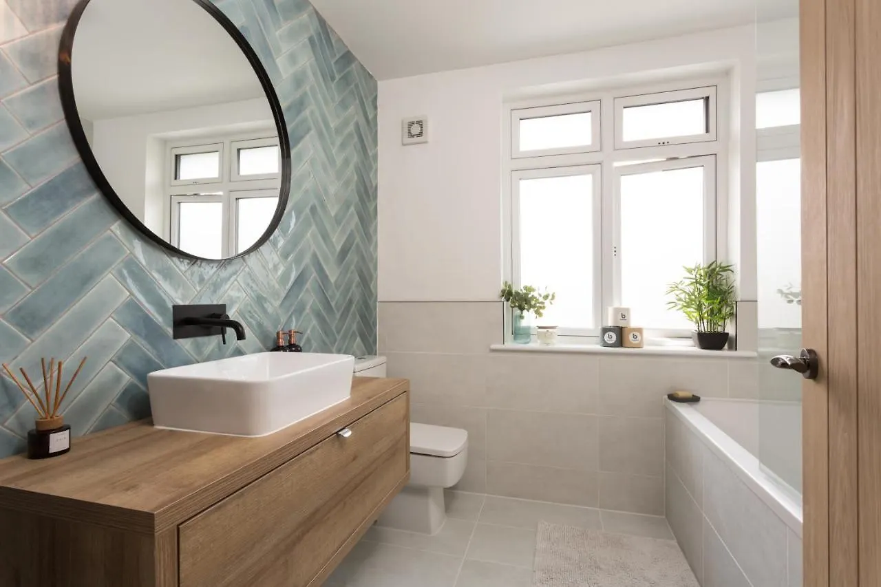 2 X Double Rooms - 2 X Free Off Street Parking Spaces Йорк Проживание в семье